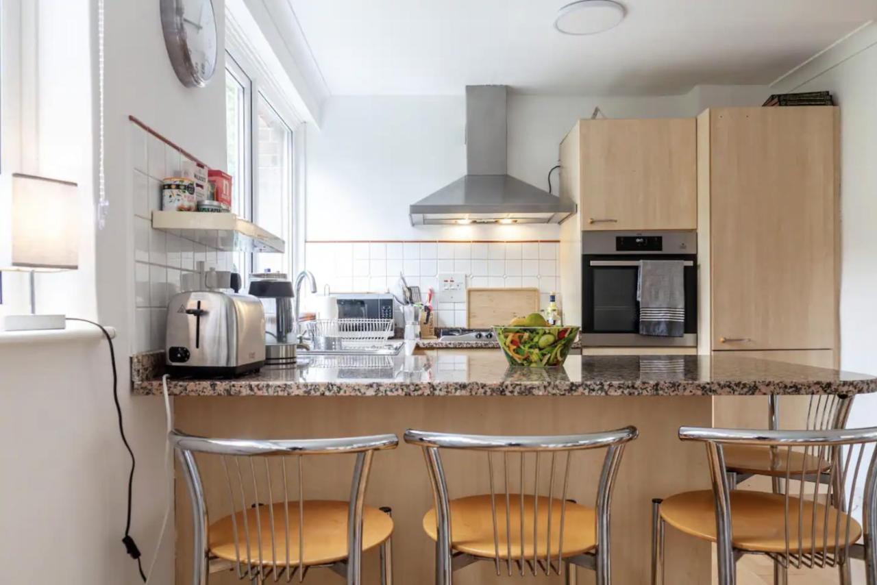Appartamento Peaceful Renovated 5bdr House Wgarden Londra